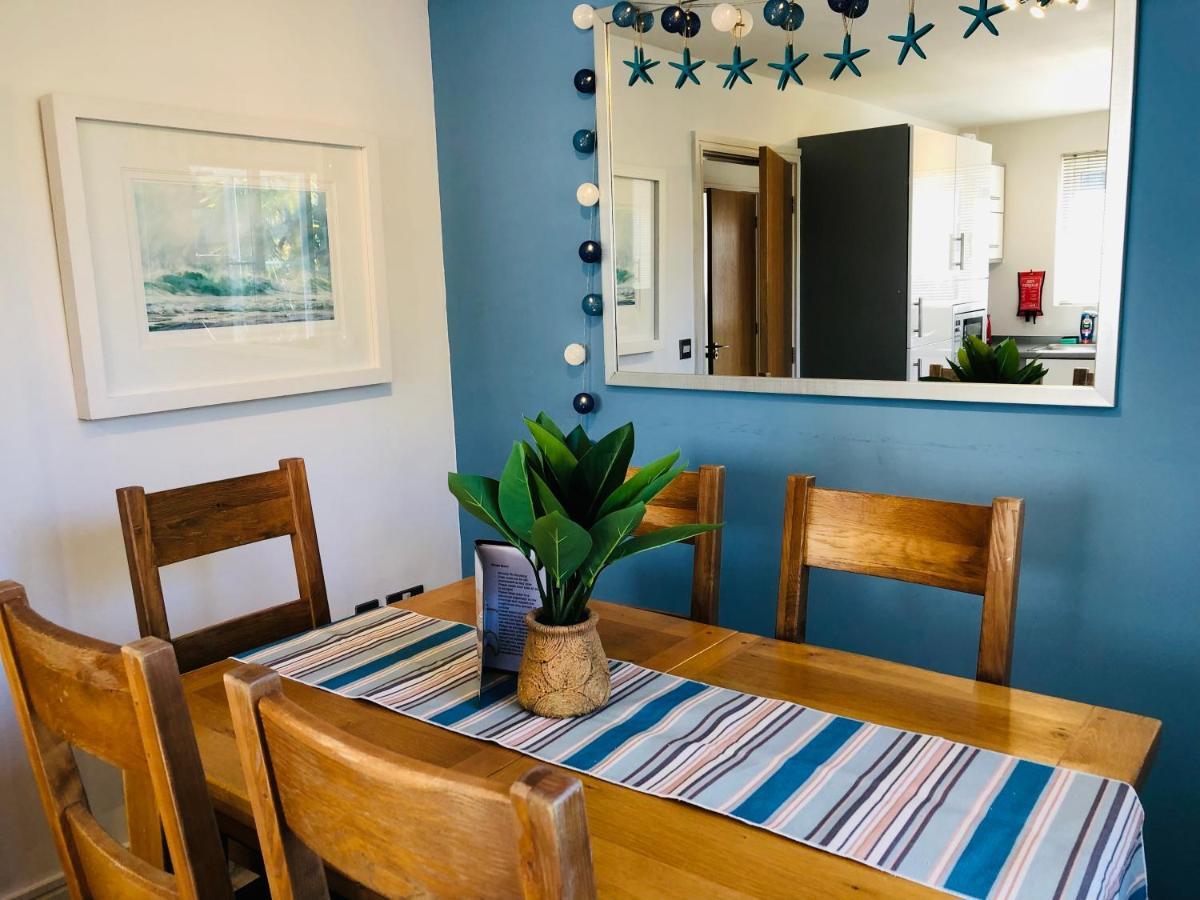 Starfish Cottage- Private Beach Access- Dog Friendly Charlestown  Bagian luar foto