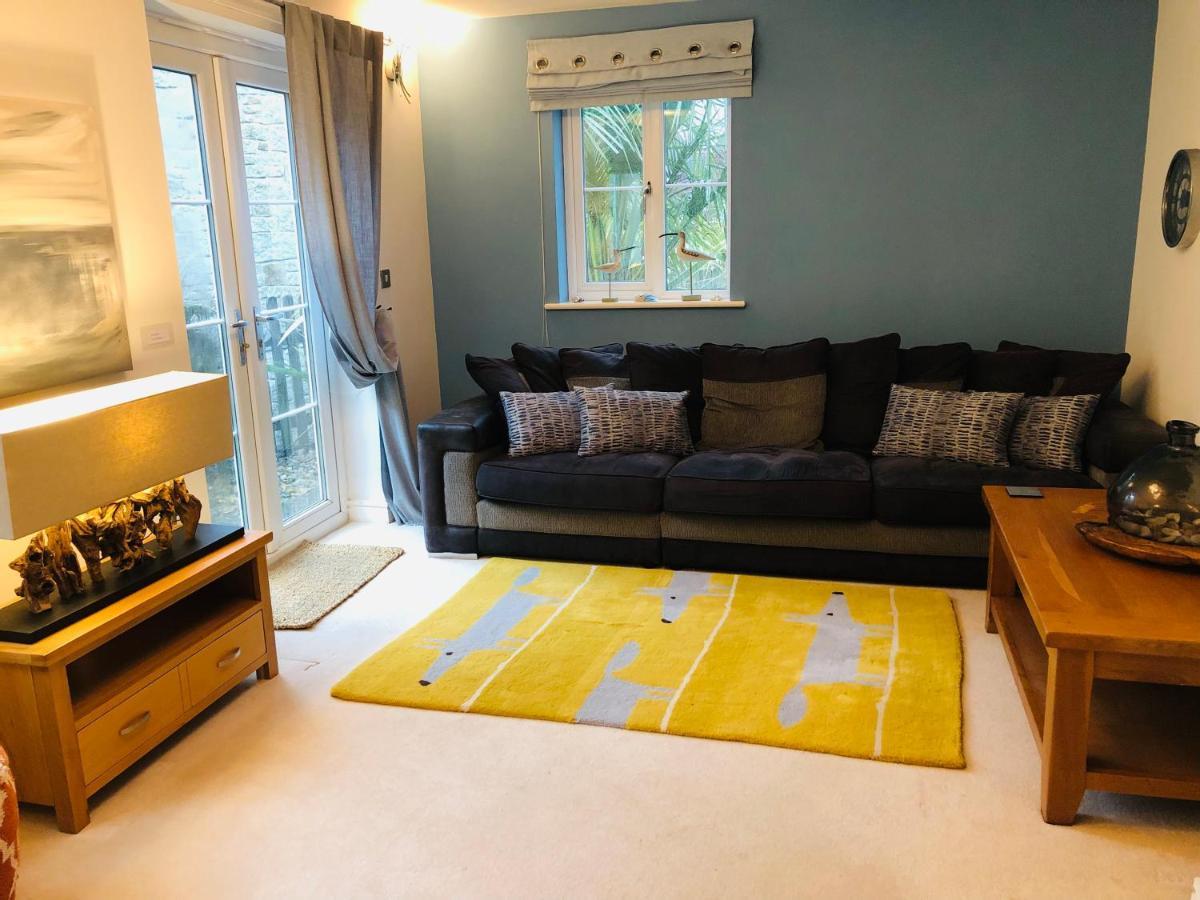 Starfish Cottage- Private Beach Access- Dog Friendly Charlestown  Bagian luar foto